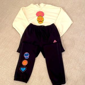 Mens Adidas Embroidered Hoodie and Pants Set Size M